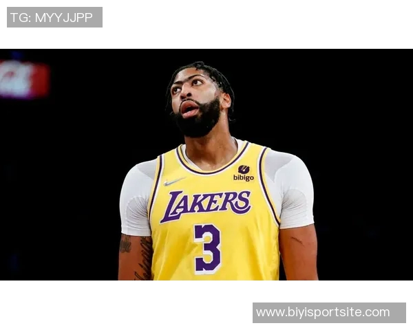 戈贝尔表现平平3投1中罚球命中率低迷贡献5分12板3助攻3封盖 戈贝尔表现平平3投1中罚球命中率低迷贡献5分12板3助攻3封盖